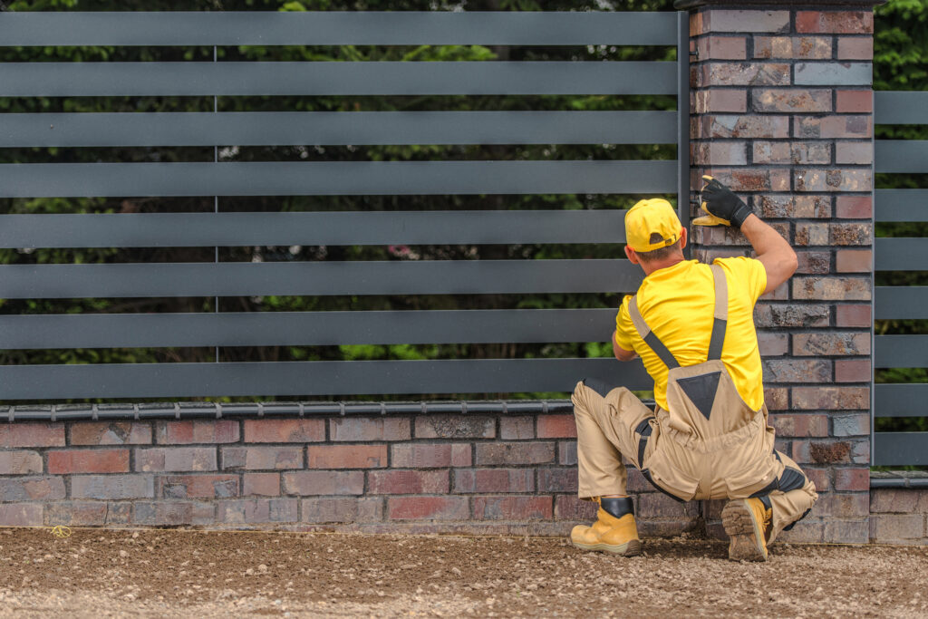 metal panels fence building